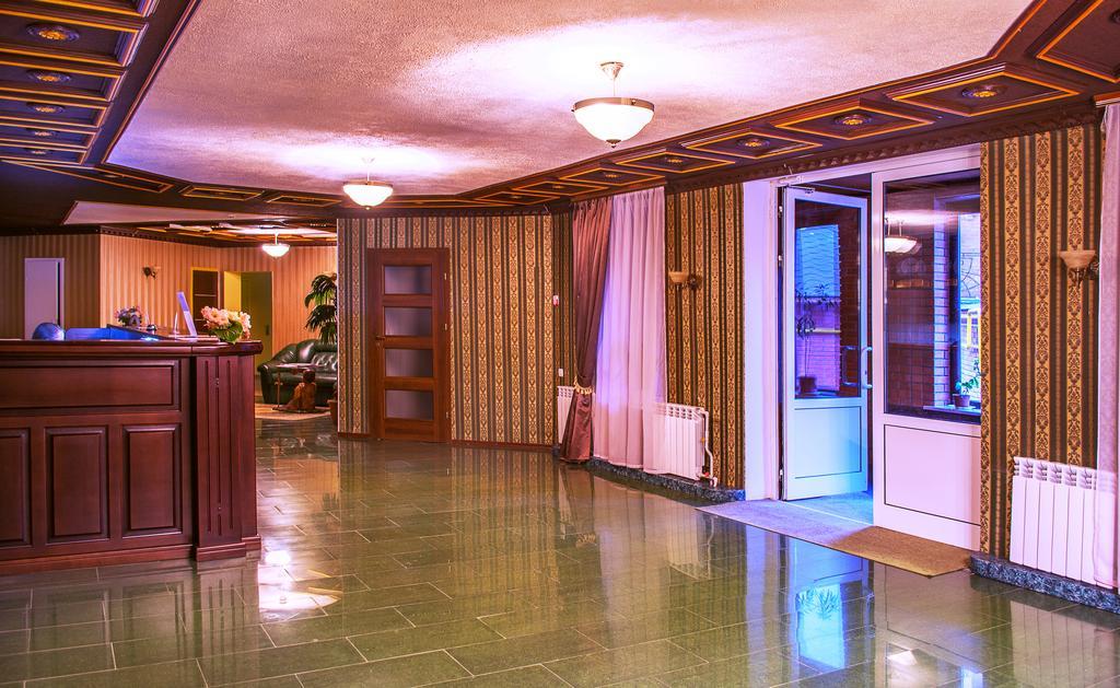 Britaniya Otel Harkiv Dış mekan fotoğraf