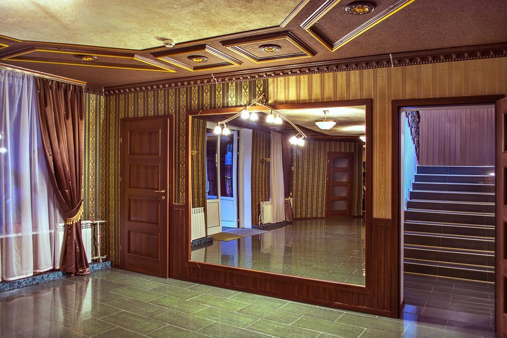 Britaniya Otel Harkiv Dış mekan fotoğraf