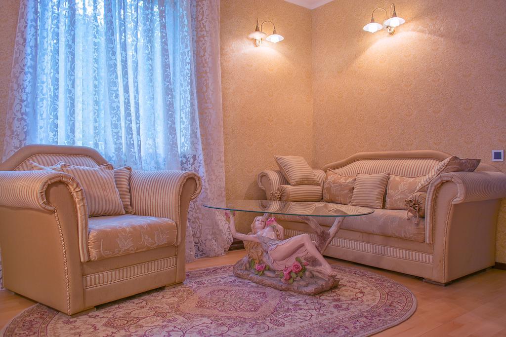 Britaniya Otel Harkiv Dış mekan fotoğraf