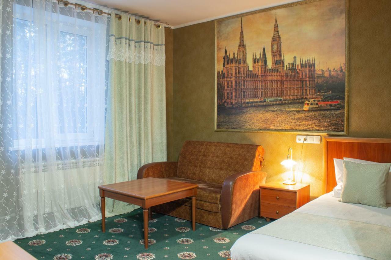 Britaniya Otel Harkiv Dış mekan fotoğraf