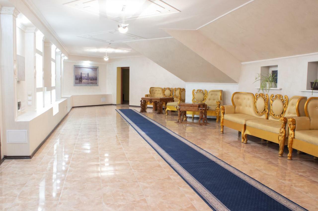 Britaniya Otel Harkiv Dış mekan fotoğraf
