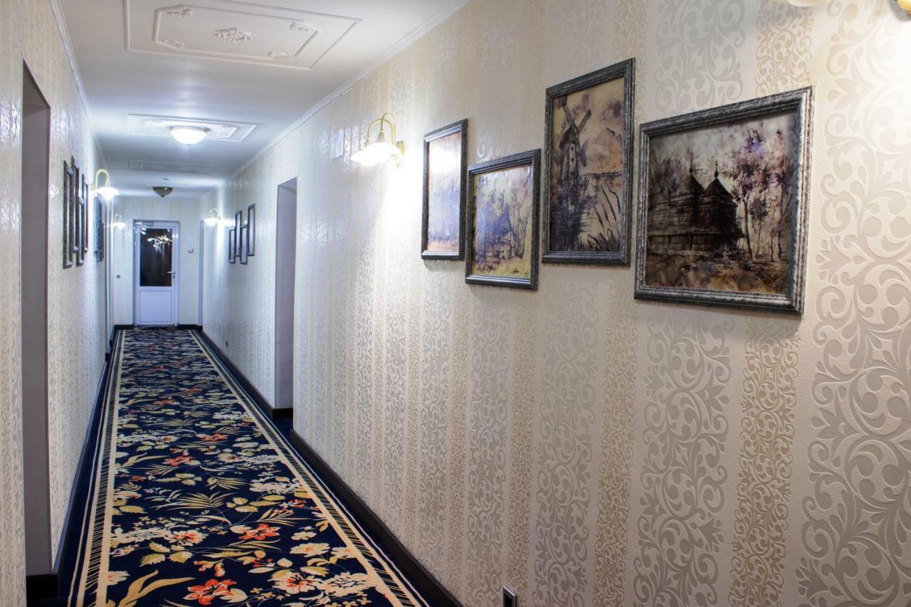 Britaniya Otel Harkiv Dış mekan fotoğraf